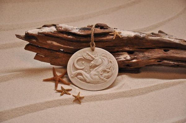 SAND ORNAMENT, CHRISTMAS TREE ORNAMENT, TROPICAL CHRISTMAS DECORATIONS, COASTAL ORNAMENT, SAND ORNAMENT, TROPICAL ORNAMENT, ARENOPHILE, SANTA, CHRISTMAS ORNAMENT, UNICORN