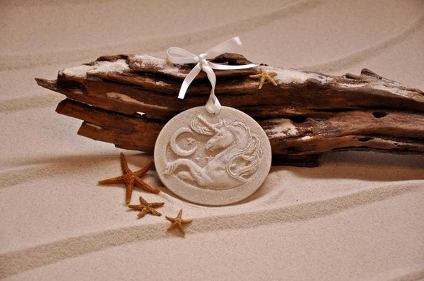 SAND ORNAMENT, CHRISTMAS TREE ORNAMENT, TROPICAL CHRISTMAS DECORATIONS, COASTAL ORNAMENT, SAND ORNAMENT, TROPICAL ORNAMENT, ARENOPHILE, SANTA, CHRISTMAS ORNAMENT, UNICORN