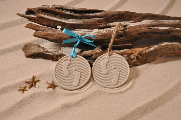 SAND ORNAMENT, CHRISTMAS TREE ORNAMENT, TROPICAL CHRISTMAS DECORATIONS, COASTAL ORNAMENT, SAND ORNAMENT, TROPICAL ORNAMENT, ARENOPHILE, SANTA, CHRISTMAS ORNAMENT, CHRISTMAS TREE, FOOTPRINTS, VACATION, BEACH