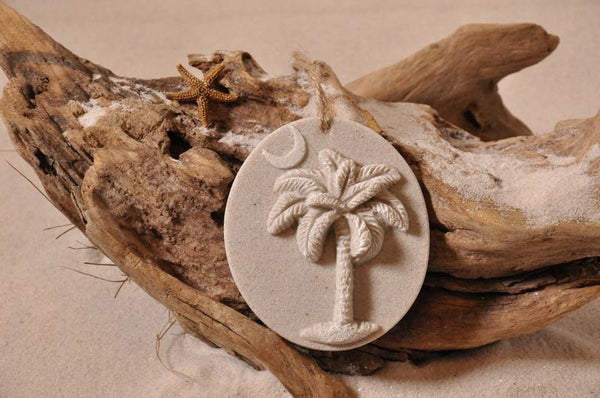 SAND ORNAMENT, CHRISTMAS TREE ORNAMENT, TROPICAL CHRISTMAS DECORATIONS, COASTAL ORNAMENT, SAND ORNAMENT, TROPICAL ORNAMENT, ARENOPHILE, SANTA, CHRISTMAS ORNAMENT, SOUTH CAROLINA, PALMETTO PALM, CRESCENT,
