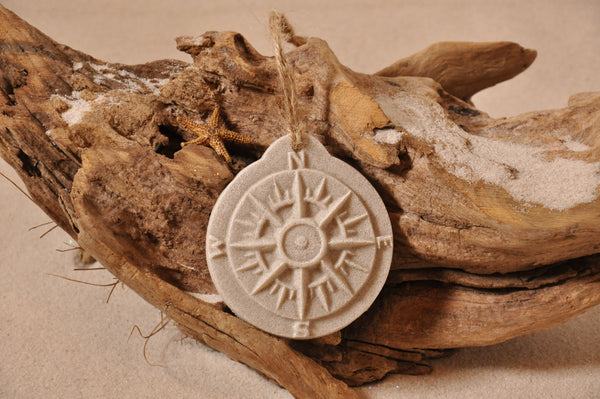 SAND ORNAMENT, CHRISTMAS TREE ORNAMENT, TROPICAL CHRISTMAS DECORATIONS, COASTAL ORNAMENT, SAND ORNAMENT, TROPICAL ORNAMENT, ARENOPHILE, SANTA, CHRISTMAS ORNAMENT, FLORIDA, COMPASS ROSE