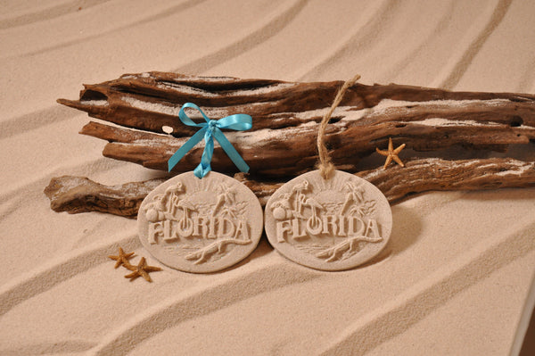 SAND ORNAMENT, CHRISTMAS TREE ORNAMENT, TROPICAL CHRISTMAS DECORATIONS, COASTAL ORNAMENT, SAND ORNAMENT, TROPICAL ORNAMENT, ARENOPHILE, SANTA, CHRISTMAS ORNAMENT, FLORIDA, SUNSET, ALLIGATOR